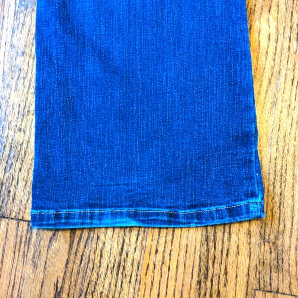 MAURICES Mid-Rise Jeans - Picture 8 of 8